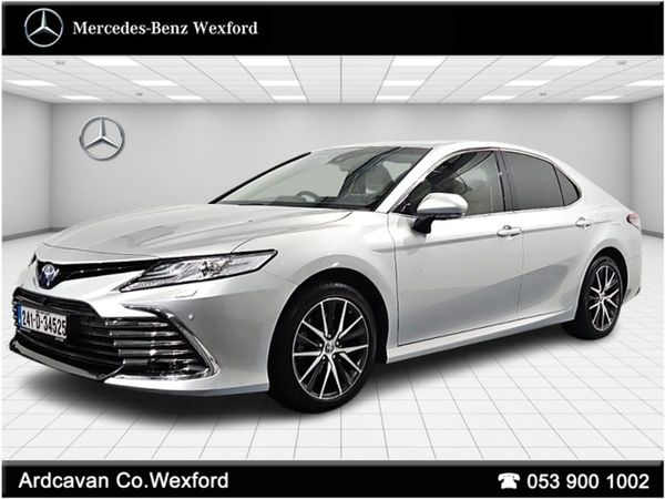 Toyota Camry Saloon, Petrol Hybrid, 2024, Silver