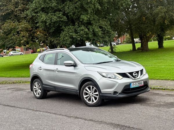 Nissan Qashqai SUV, Diesel, 2017, Grey