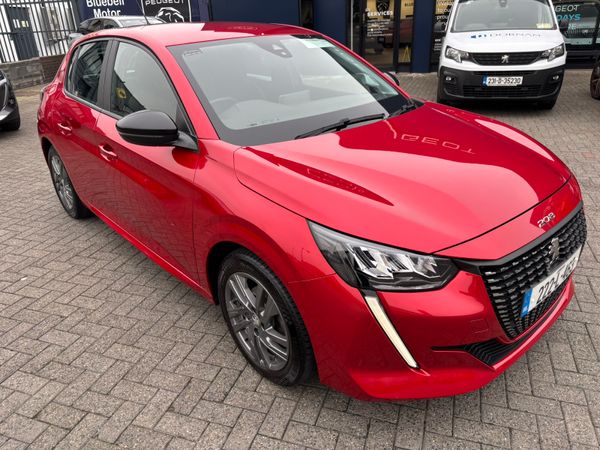 Peugeot 208 Hatchback, Petrol, 2022, Red