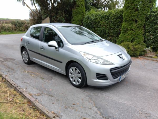 Peugeot 207 Hatchback, Diesel, 2010, Grey