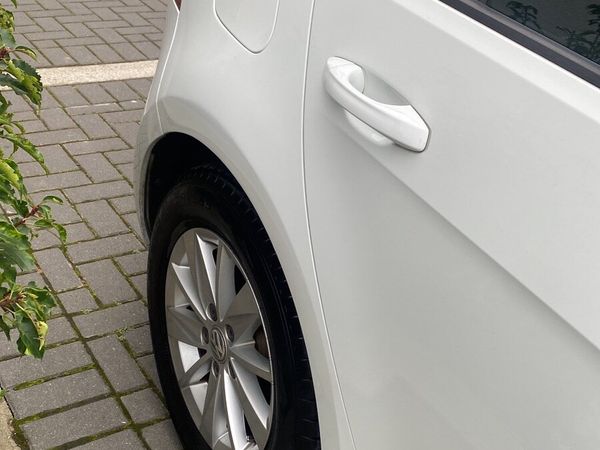 Volkswagen Golf Hatchback, Petrol, 2016, White