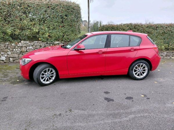 BMW 1-Series Estate/Jeep, Diesel, 2012, Red