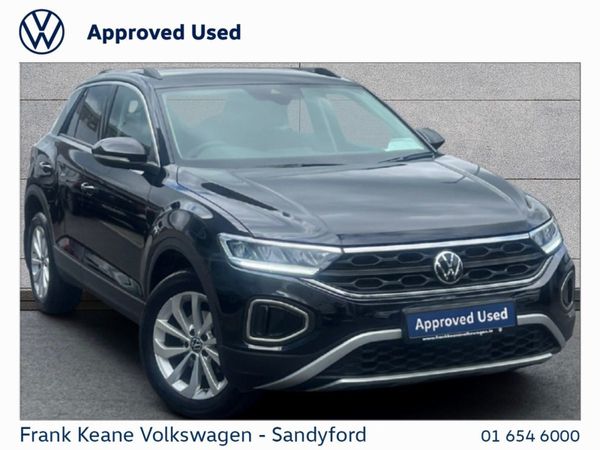 Volkswagen T-Roc Crossover, Petrol, 2025, Black
