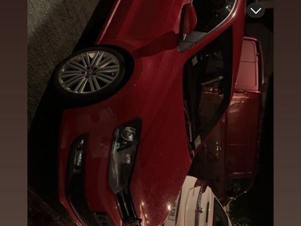 Volkswagen Polo Hatchback, Diesel, 2012, Red