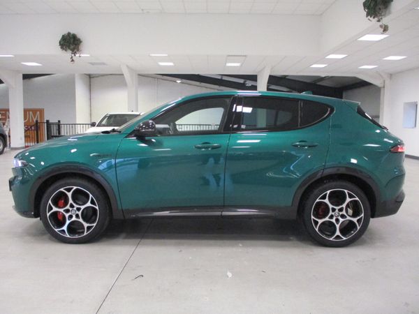 Alfa Romeo Tonale SUV, Petrol, 2025, Green