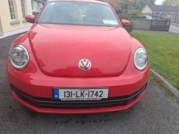 Volkswagen Beetle Hatchback, Diesel, 2013, Red