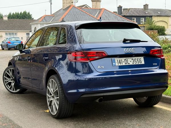 Audi A3 Hatchback, Diesel, 2014, Blue