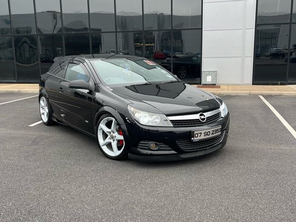 Opel Astra Hatchback, Petrol, 2007, Black