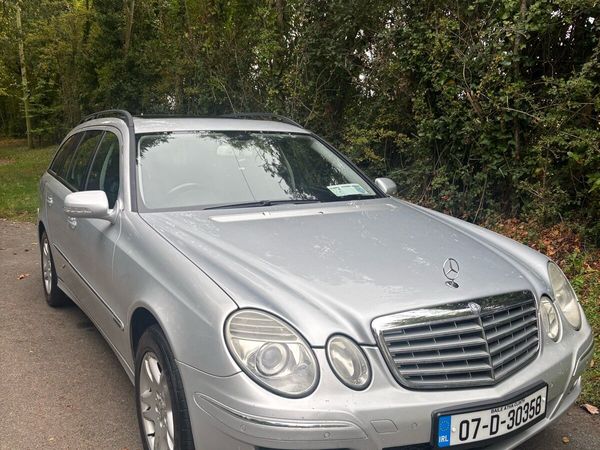 Mercedes-Benz E-Class Estate, Petrol, 2007, Silver