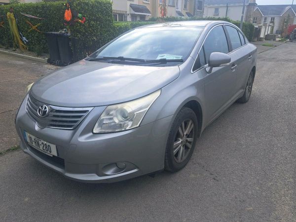 Toyota Avensis Saloon, Petrol, 2010, Grey