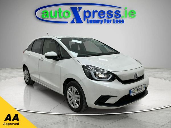 Honda Fit Hatchback, Petrol Hybrid, 2022, White