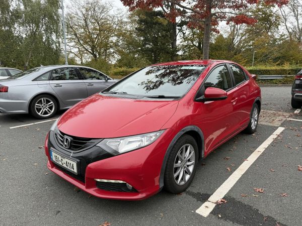 Honda Civic Hatchback, Petrol, 2015, Red