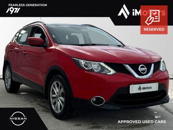 Nissan Qashqai SUV, Diesel, 2016, Red