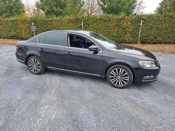 Volkswagen Passat Saloon, Diesel, 2012, Black