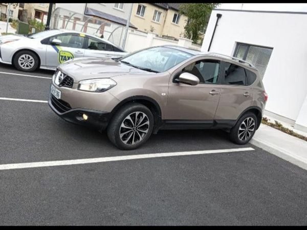 Nissan Qashqai MPV, Diesel, 2013, Brown