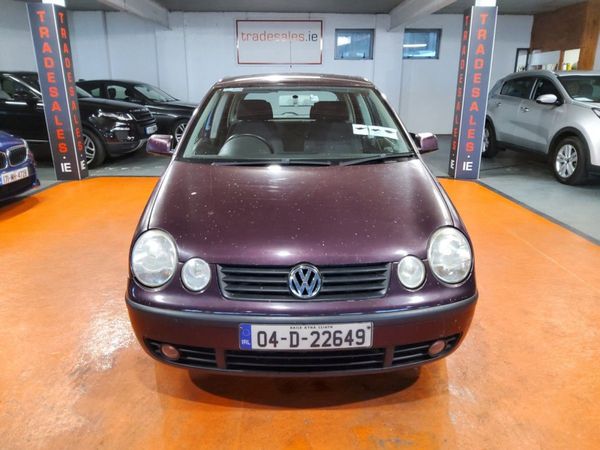 Volkswagen Polo Hatchback, Petrol, 2004, Red