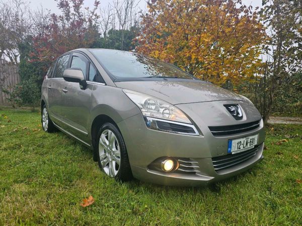 Peugeot 5008 MPV, Diesel, 2012, Grey