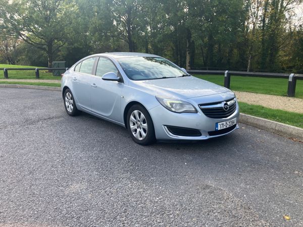Opel Insignia Hatchback, Diesel, 2017, Grey