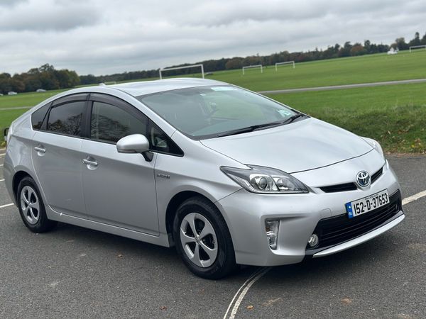 Toyota Prius Hatchback, Petrol Hybrid, 2015, Silver
