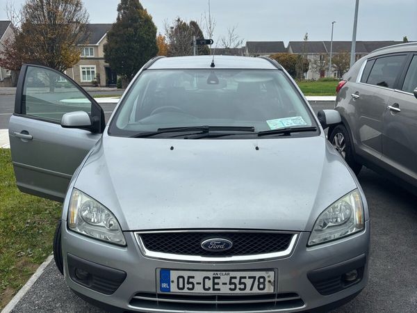 Ford Focus Estate, Petrol, 2005, Silver