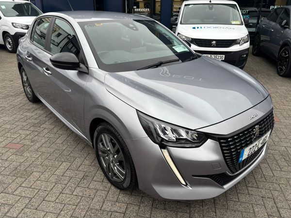 Peugeot 208 Hatchback, Petrol, 2022, Grey