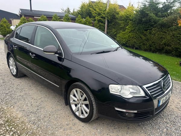 Volkswagen Passat Saloon, Diesel, 2010, Black