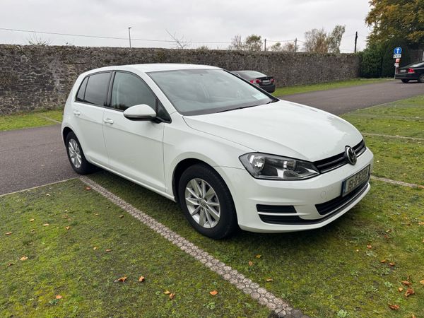 Volkswagen Golf Hatchback, Petrol, 2015, White