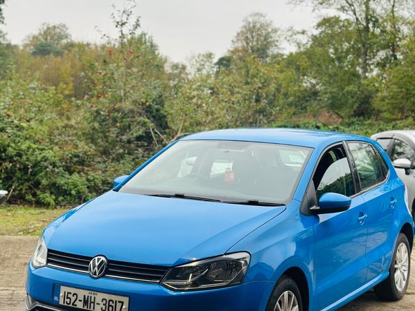 Volkswagen Polo Hatchback, Petrol, 2015, Blue