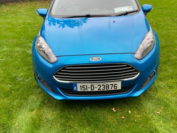Ford Fiesta Hatchback, Petrol, 2015, Blue