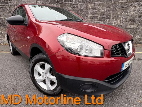 Nissan Qashqai Hatchback, Diesel, 2010, Red