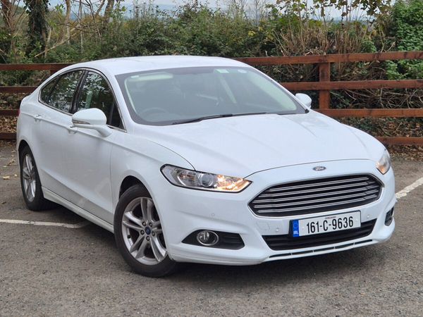 Ford Mondeo Hatchback, Diesel, 2016, White