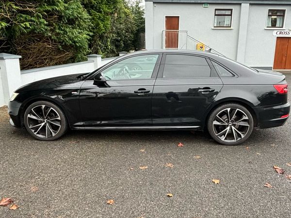 Audi A4 Saloon, Diesel, 2017, Black
