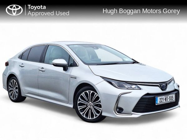 Toyota Corolla Saloon, Petrol Hybrid, 2022, Silver