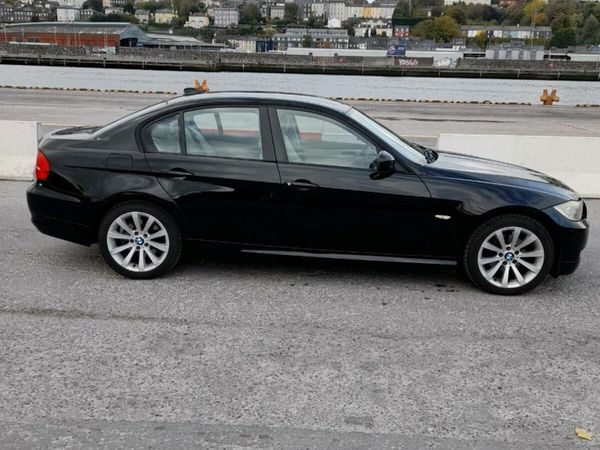 BMW 3-Series Saloon, Petrol, 2010, Black