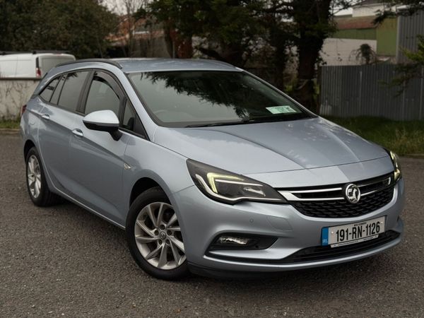Vauxhall Astra Estate, Diesel, 2019, Silver