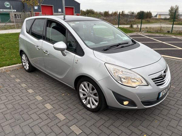 Opel Meriva MPV, Petrol, 2012, Silver