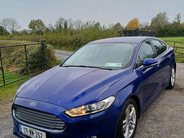 Ford Mondeo Hatchback, Diesel, 2017, Blue