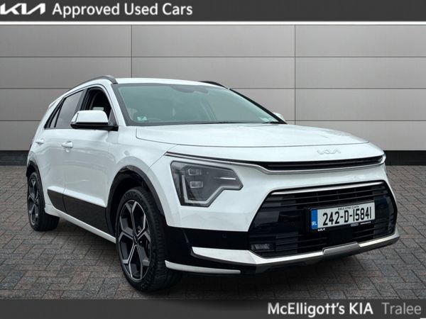 Kia Niro MPV, Petrol Plug-in Hybrid, 2024, White