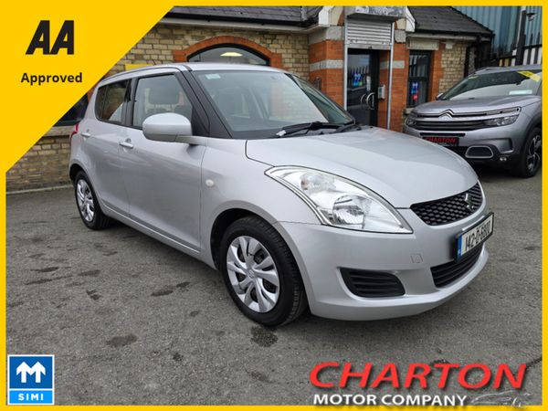 Suzuki Swift Hatchback, Petrol, 2014, Silver