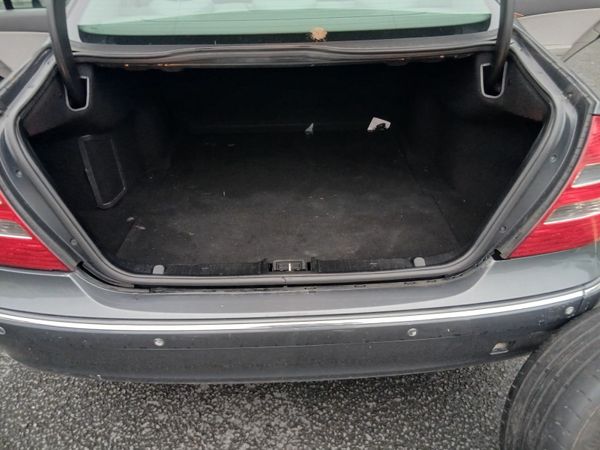 Mercedes-Benz E-Class Saloon, Petrol, 2005, Grey