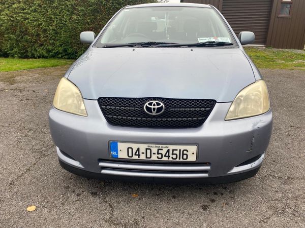 Toyota Corolla Hatchback, Petrol, 2004, Blue