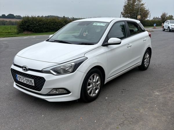 Hyundai i20 Hatchback, Diesel, 2017, White