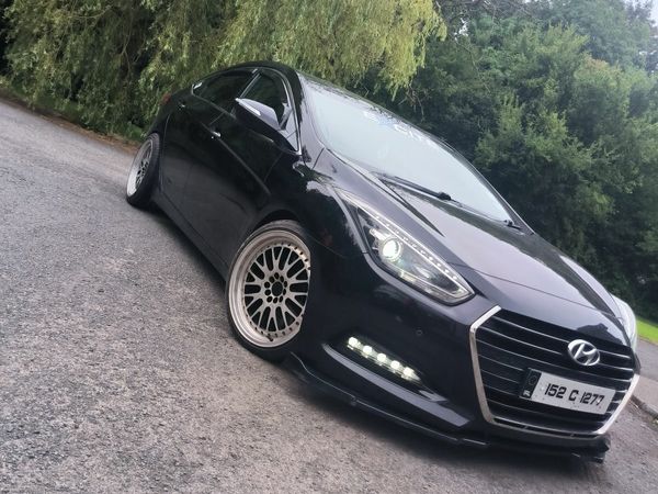 Hyundai i40 Saloon, Diesel, 2015, Black