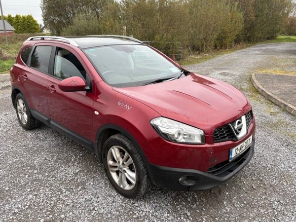 Nissan Qashqai+2 MPV, Diesel, 2012, Red