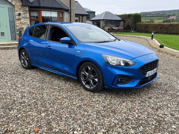 Ford Focus Hatchback, Diesel, 2018, Blue