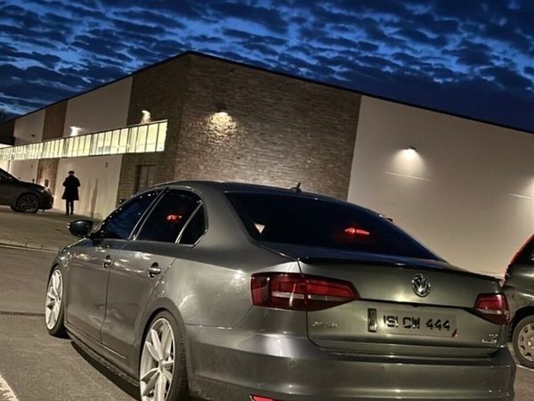Volkswagen Jetta Saloon, Diesel, 2016, Grey