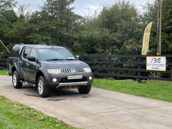 Mitsubishi L200 Crew Cab, Diesel, 2013, Grey