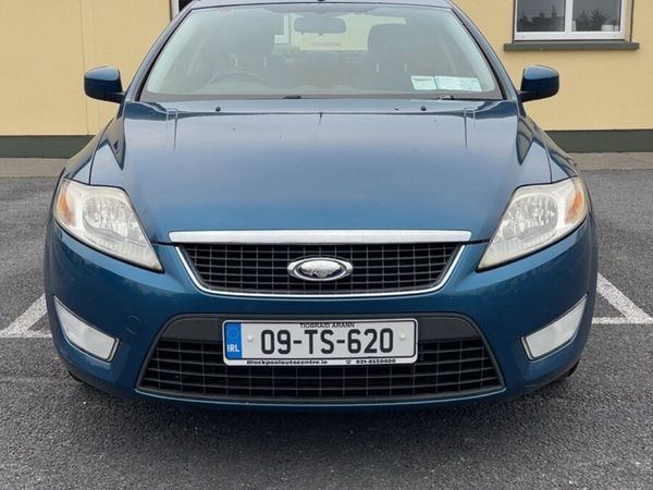 Ford Mondeo Saloon, Petrol, 2009, Blue