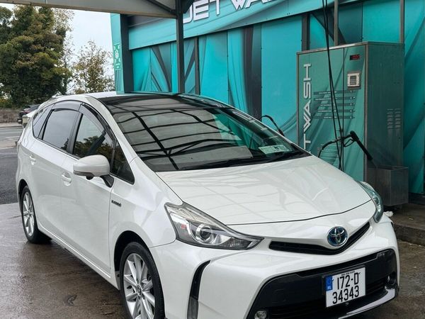 Toyota Prius MPV, Petrol Hybrid, 2017, White