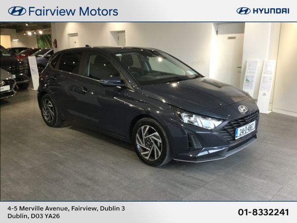 Hyundai i20 Hatchback, Petrol, 2024, Grey
